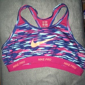 NIKE SPORTS BRA